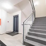 Brand New Studio Apartment #62 With Free Secure Parking In The Center